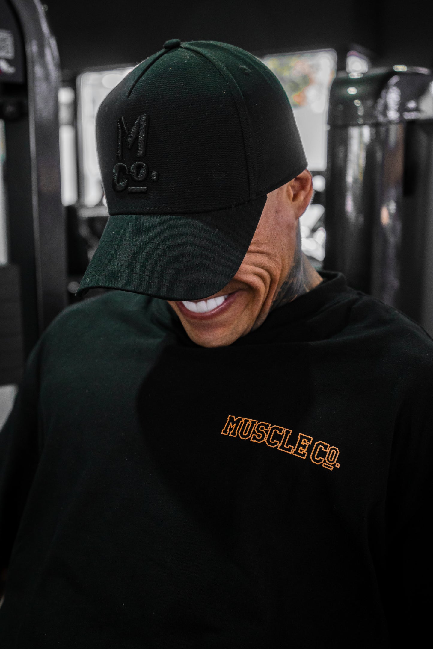 MUSCLECO EMBROIDERED CAP