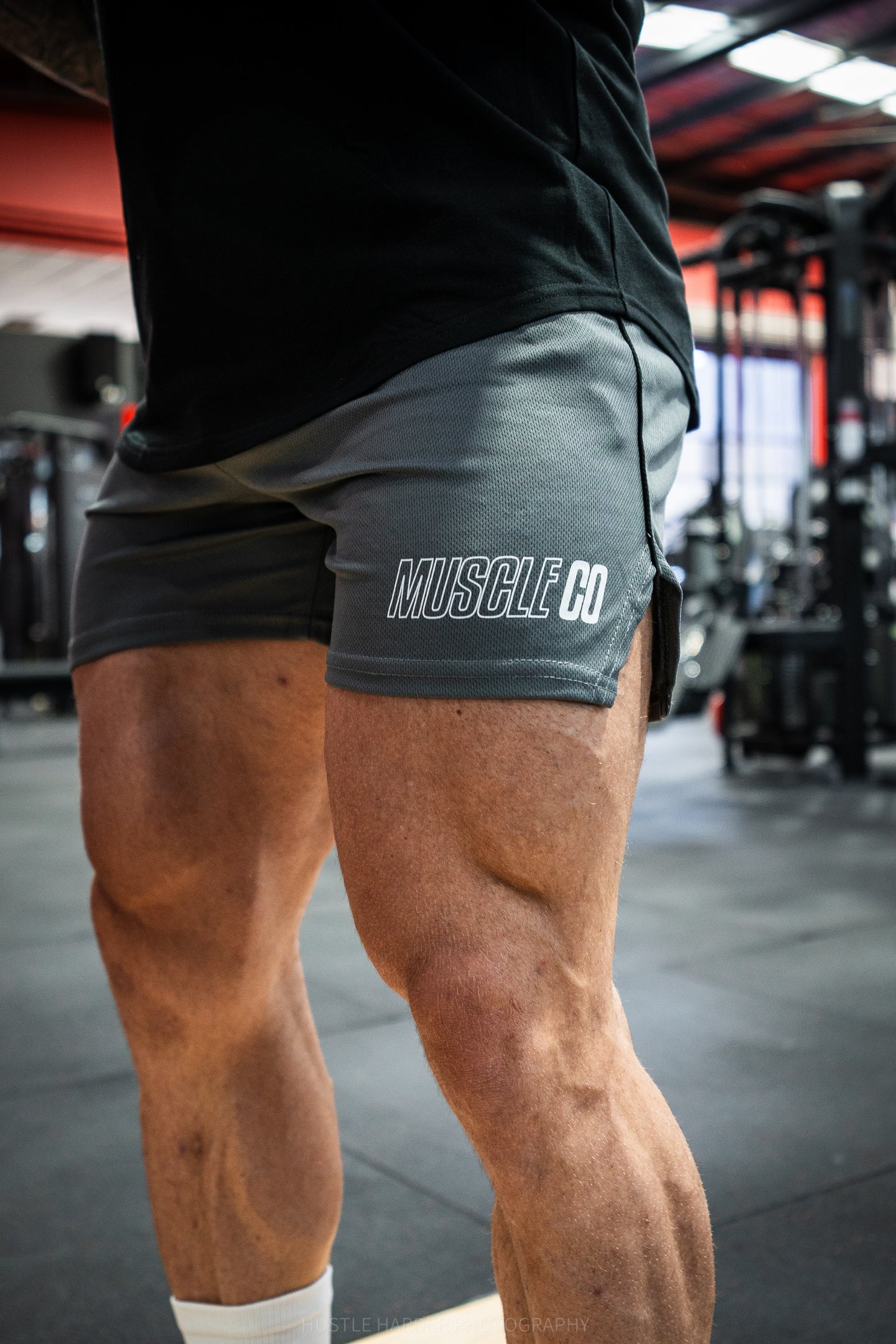 QUAD KINGS MENS SHORTS